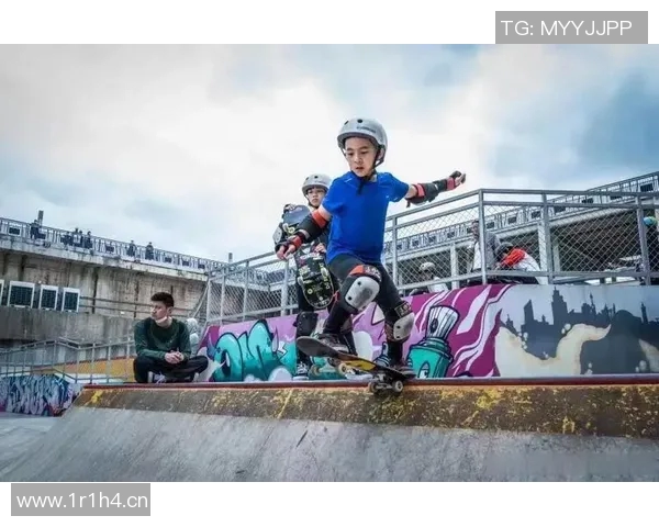 杨军亲自分享滑板技巧与心得体会助你快速提升滑板水平